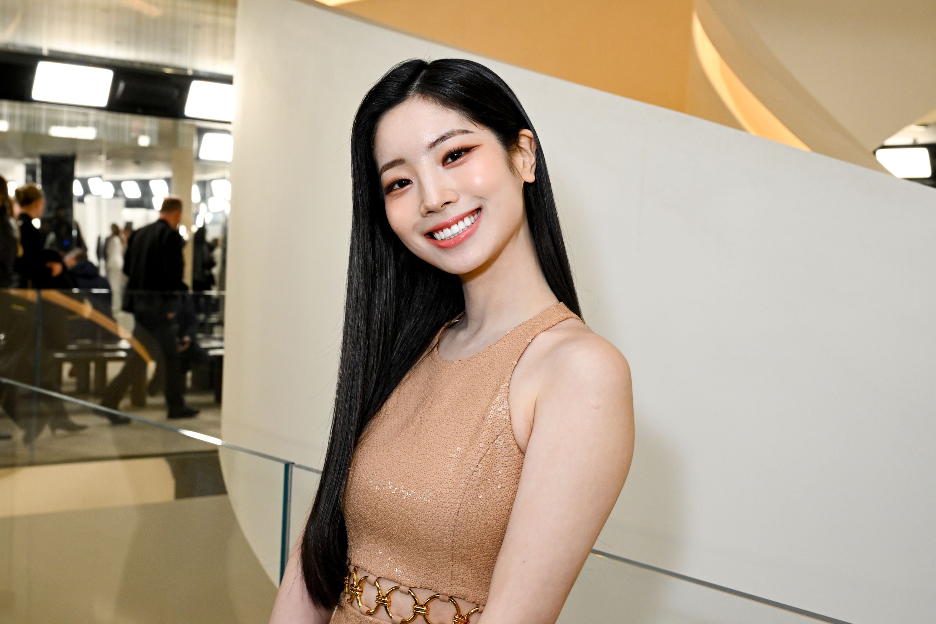 TWICE 韓国 ペンミ NAYEON Nayeon de TWICE adelanta colaboración en su próximo álbum 