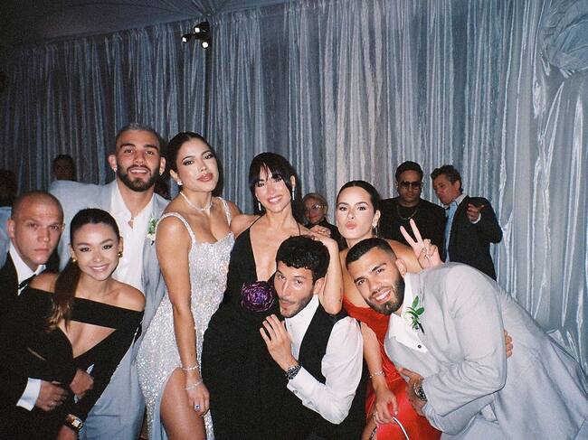 Instagram @aitanax</a>