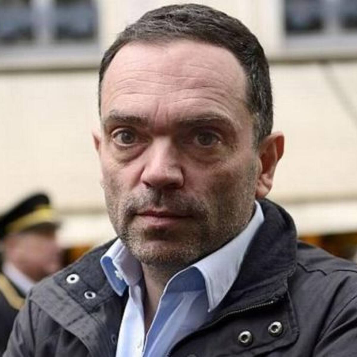 Escritor francés causó polémica tras asegurar que las mujeres de 50 son “demasiado viejas” para amarlas