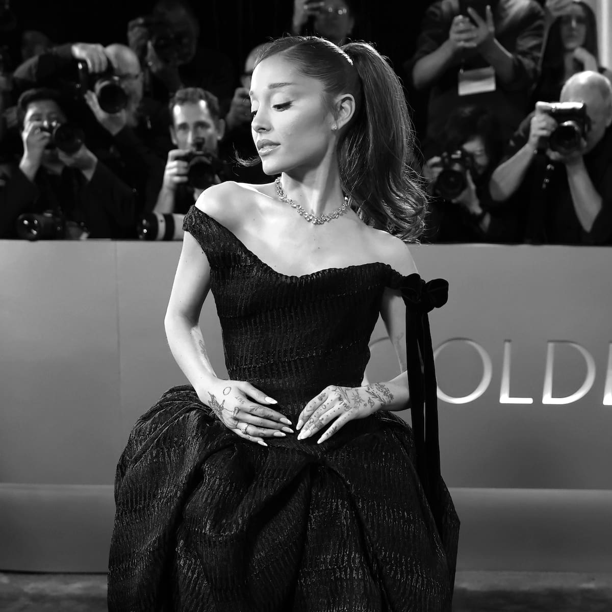 ¡Es oficial! Ariana Grande está de vuelta y este es el título de su próximo álbum de estudio
