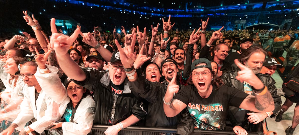 CL - Iron Maiden fans