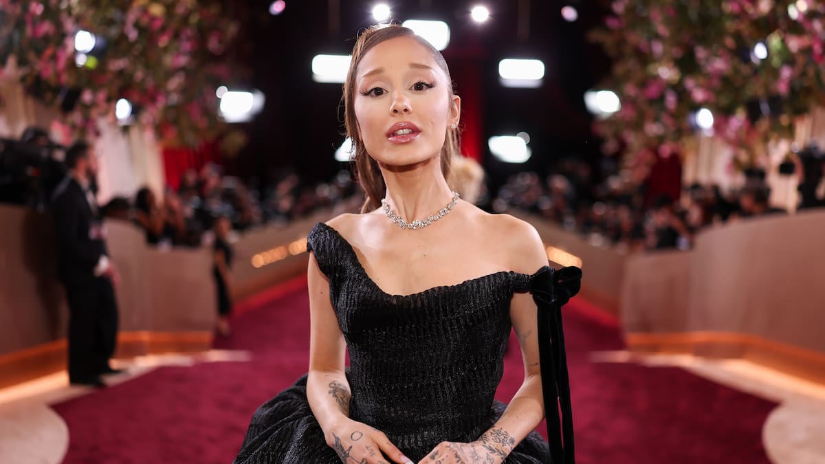 Ariana Grande demanda a dos presuntos hackers por filtrar canciones inéditas y fotos privadas