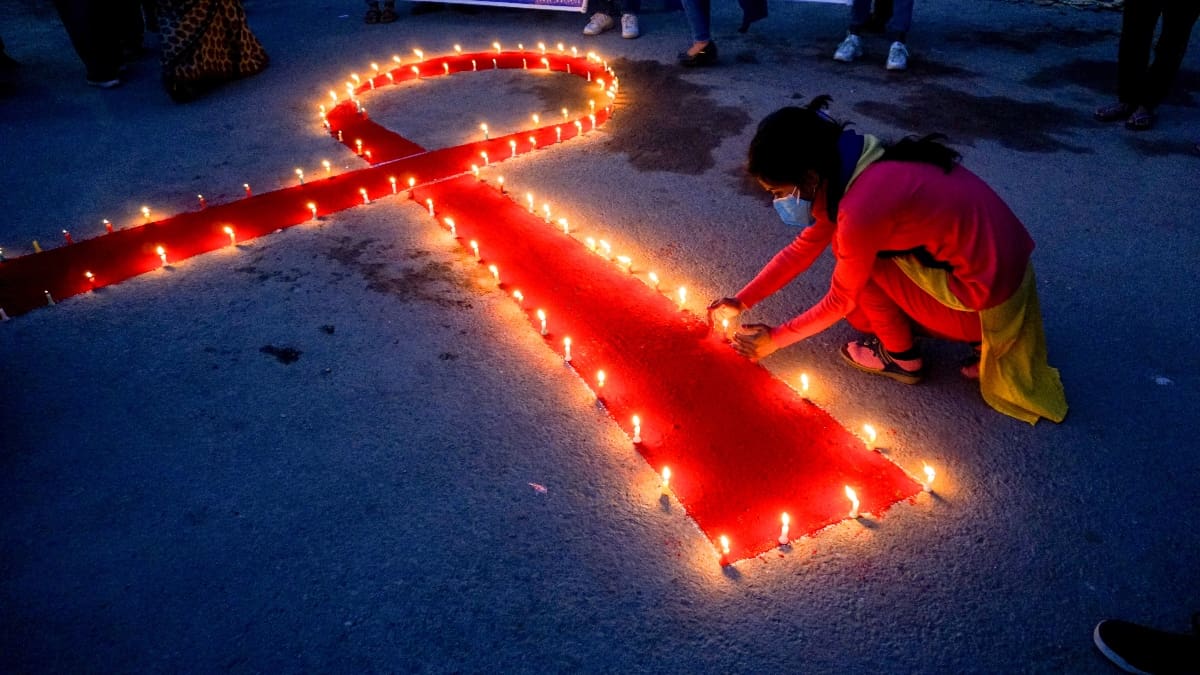 Conmemoración día del VIH/Sida: ¿Cómo se transmite esta enfermedad?