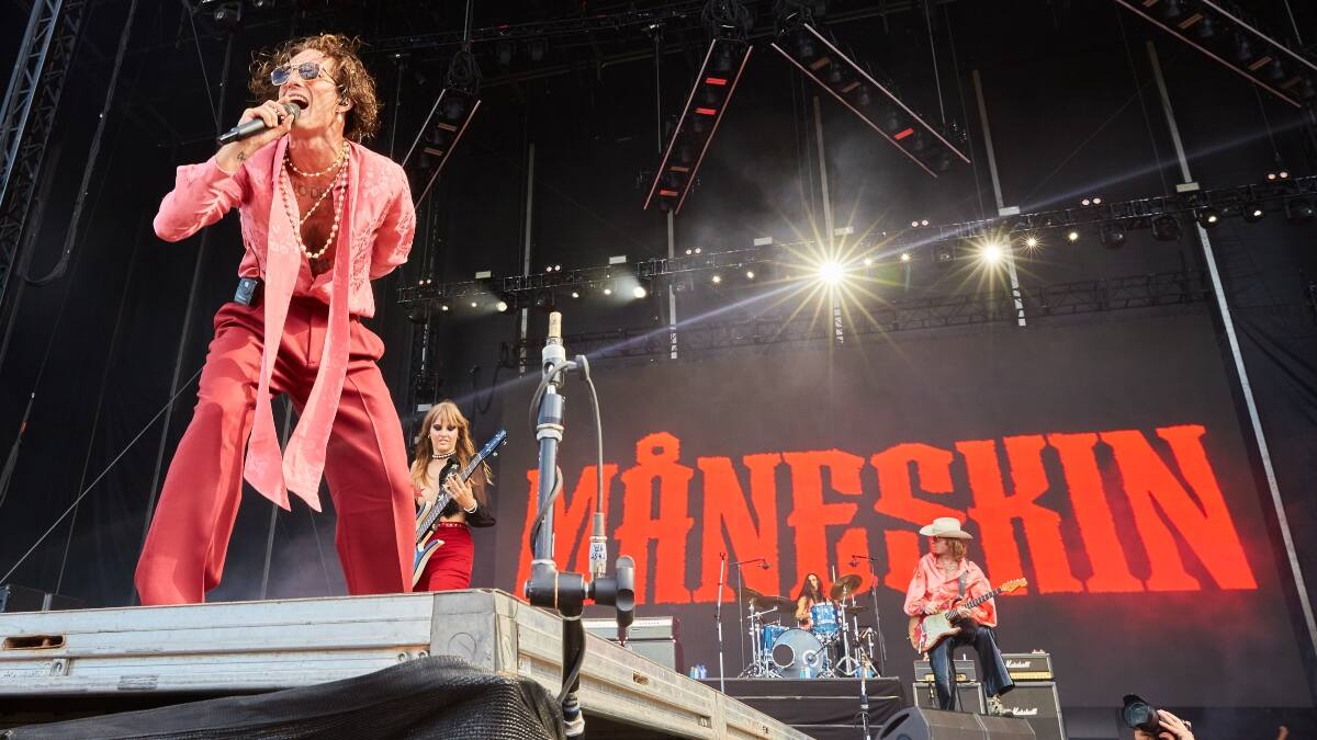 ¡KHÉ! Maneskin cantó «La Camisa Negra» de Juanes y así suena