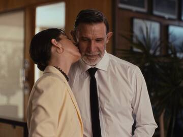 Jere Klein lanza "CHIKA MALA", con Francisco Melo y Mariana di Girolamo en el videoclip