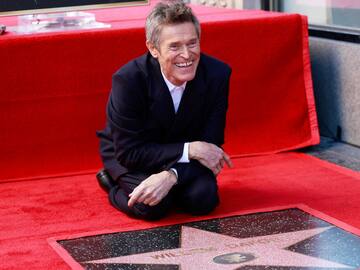 Willem Dafoe recibe su estrella en el Paseo de la Fama de Hollywood