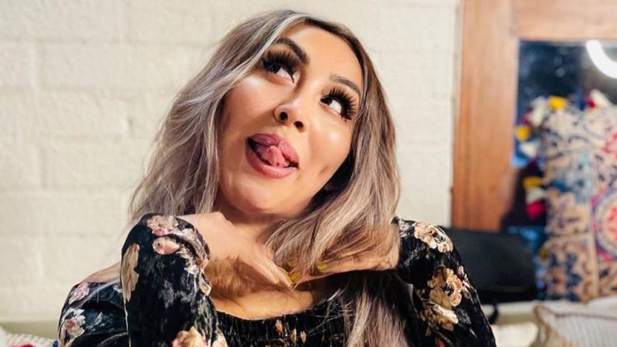 Naya Fácil celebró con todo el año nuevo… pero no específicamente el 2022