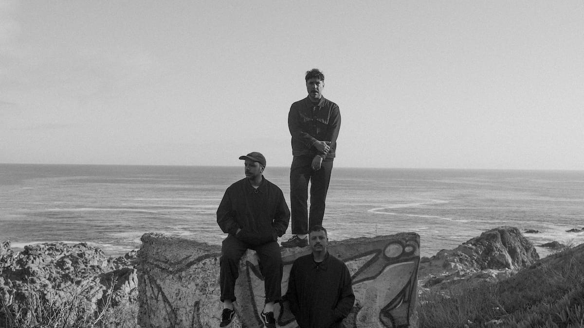 Pop vanguardista, ritmos indie y mucha exploración: #PonleOreja a Humboldt y "Las flores navegaron mar adentro"