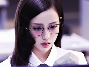 ¿Lo descubriste? Jisoo de BLACKPINK sorprende con un cameo en video musical de “earthquake”