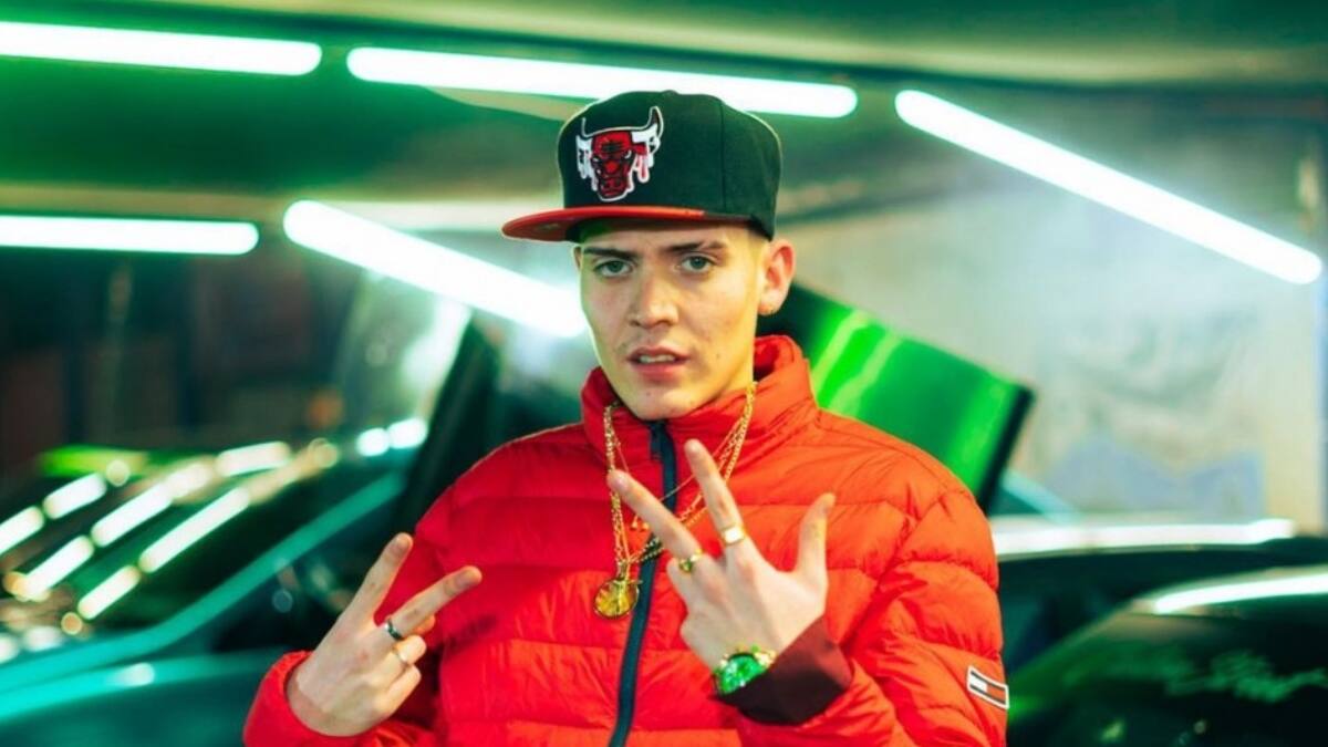 Marcianeke tuvo que llevar su Porsche de regreso al taller: Sufrió un «topón»