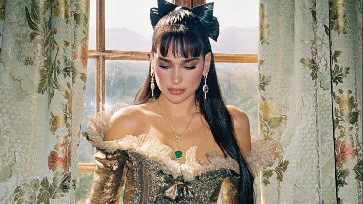 Estrenan videoclip póstumo de Pop Smoke con Dua Lipa al más puro estilo «Bridgerton»