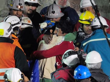 El rescate de los 33 mineros chilenos llega a National Geographic con imágenes inéditas