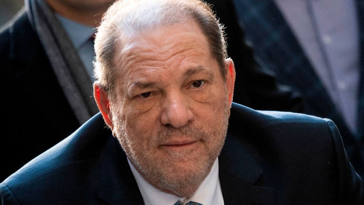 Jueza falla a favor de Harvey Weinstein: se elimina uno de los cargos por abuso sexual