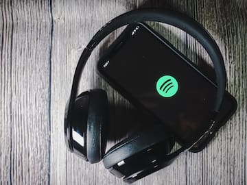 ¿Artista real o creado con IA? Spotify comenzará a identificar los perfiles que no son humanos