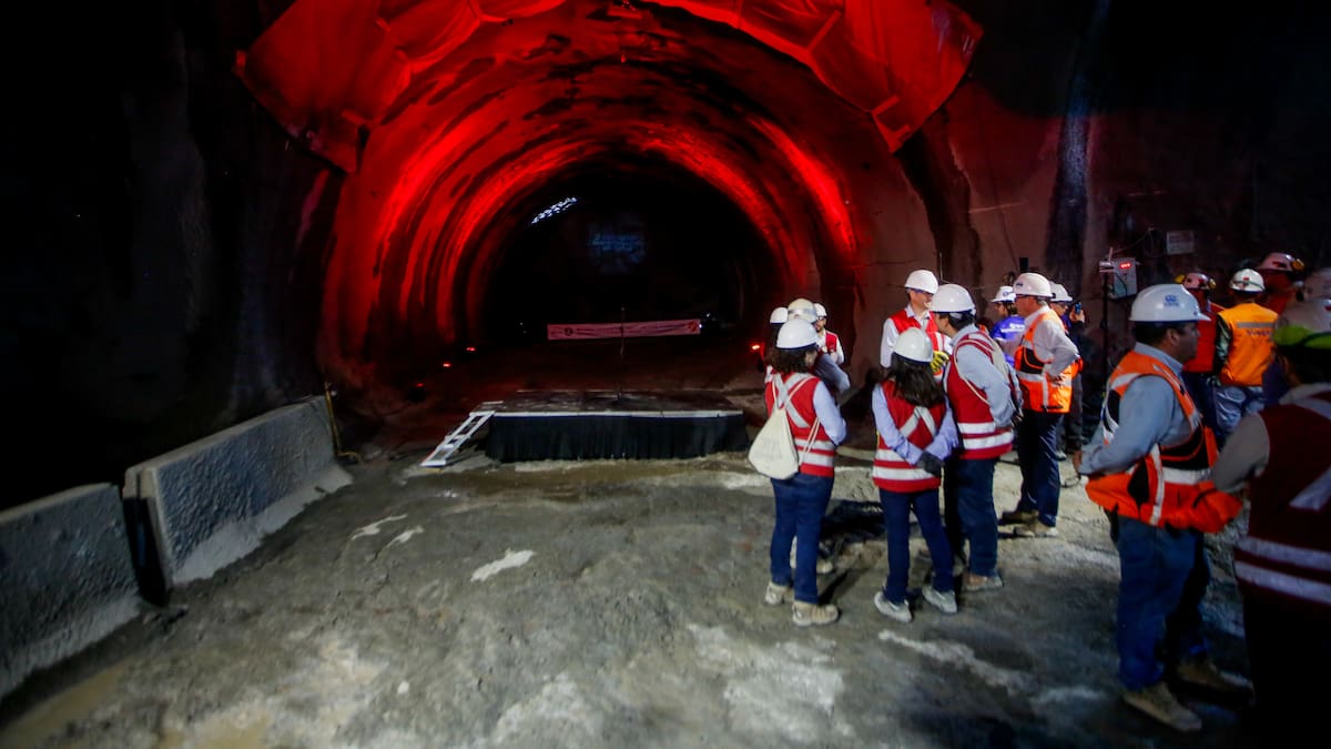 Línea 7 del Metro de Santiago supera el 40% de avance: ¿Cuándo se inaugura y qué comunas unirá?