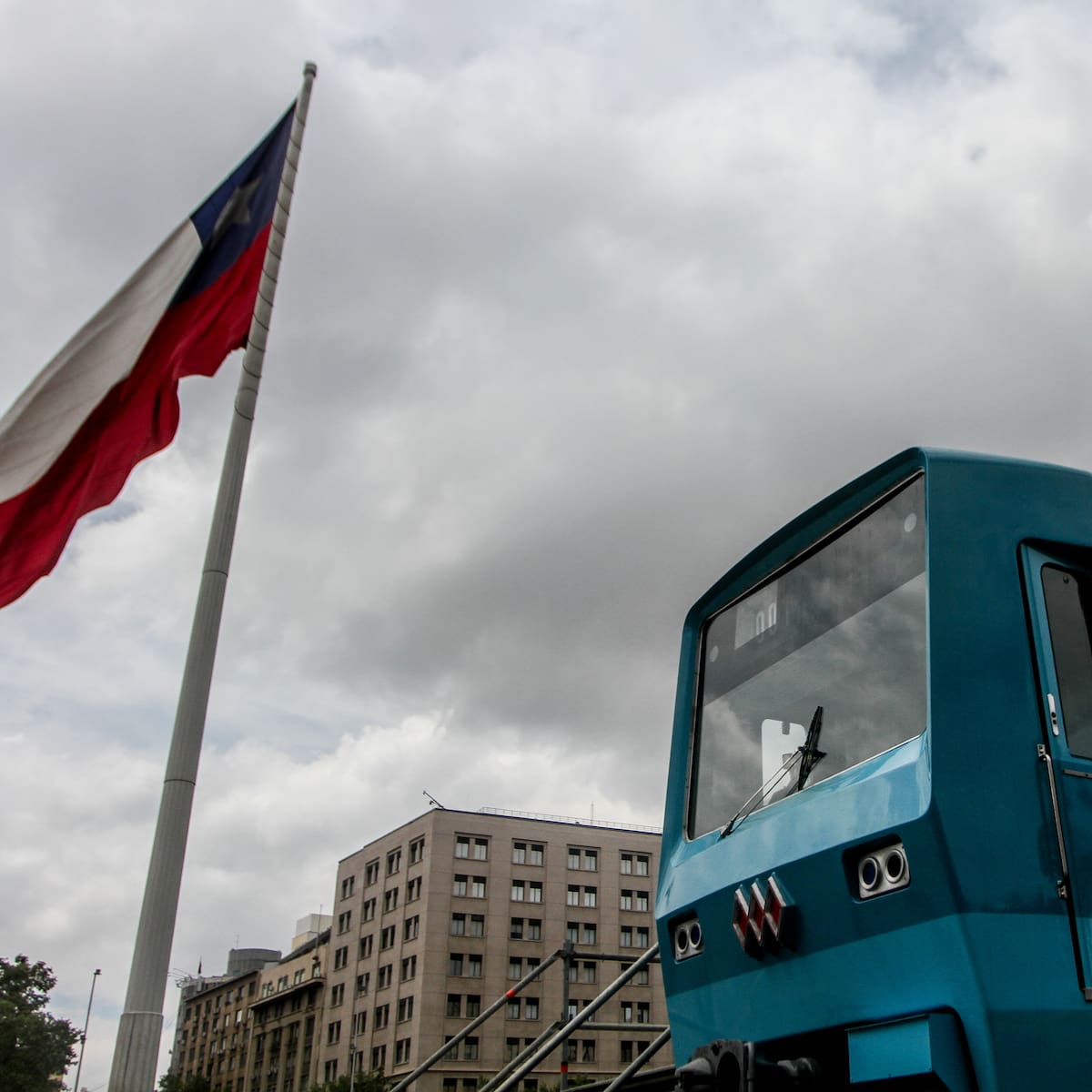 Metro de Santiago le pone fecha de vencimiento a sus trenes más antiguos: ¿Cuándo dejarán de circular?