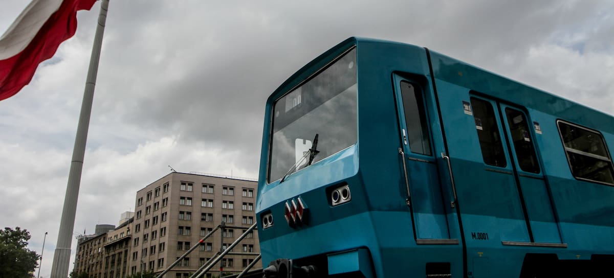 4 de octubre de 2025/SANTIAGO
Vista de un vagón de metro modelo NS74 instalado en la plaza de la Ciudadanía, lugar donde autoridades dieron a conocer los detalles de la Fiesta Ciudadana de este domingo 5, donde el pasado y el futuro de Metro se encontrarán en un solo lugar con un recorrido por un vagón refaccionado modelo NS74, de la primera flota de trenes de Metro hace 50 años, junto a la maqueta tamaño real del tren que circulará por la futura Línea 7”, según se precisa.
FOTO: HANS SCOTT/AGENCIAUNO