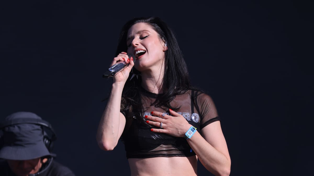 Francisca Valenzuela recorrerá Chile y el mundo con su nueva gira 2026: Fechas, lugares y venta de entradas