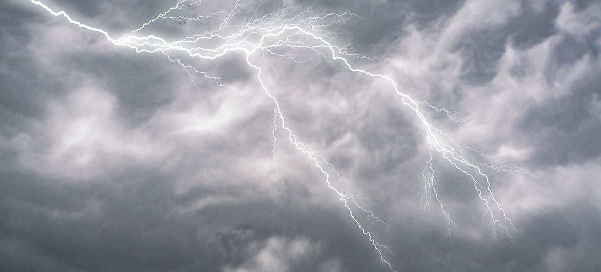 CL - Tormenta eléctrica