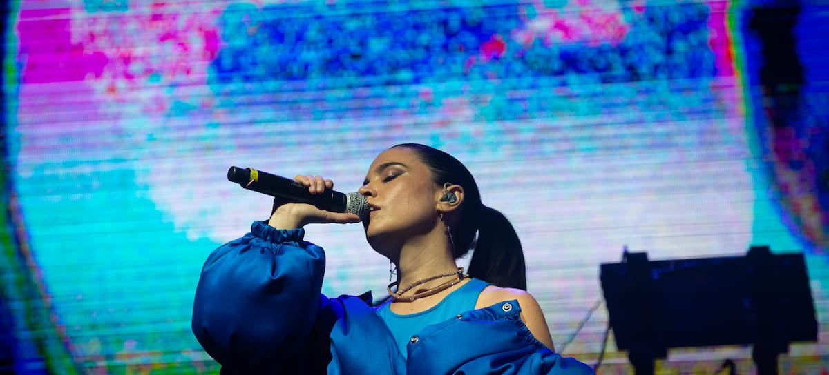 CL - Javiera Mena