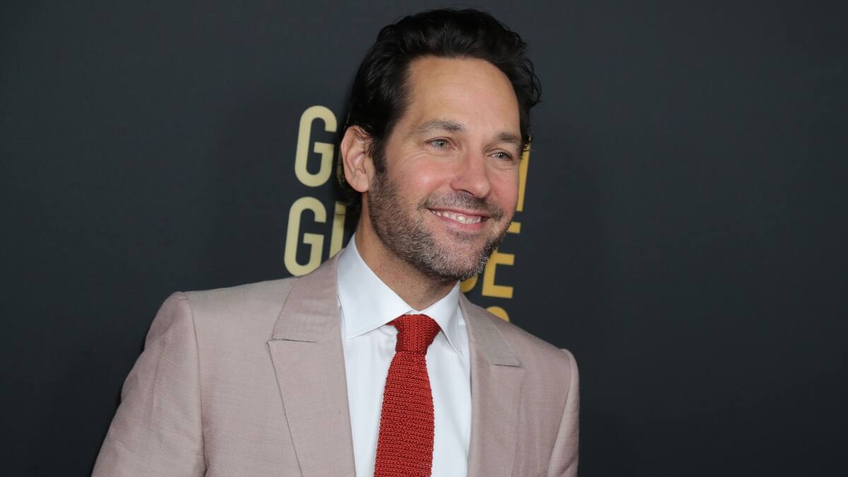 ¿Confirman bbs? Paul Rudd le ganó a Chris Evans el trofeo del hombre más sexy del 2021