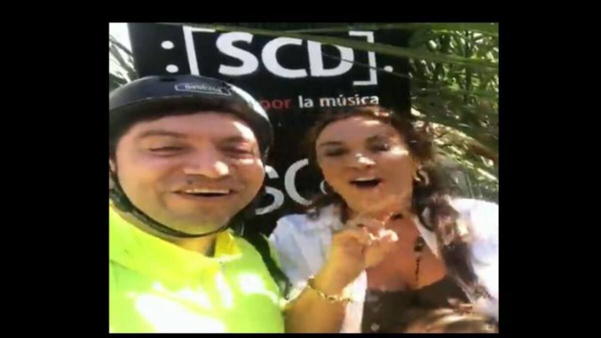 Marlen Olivarí canta su single junto al Vocalista de Sinergia