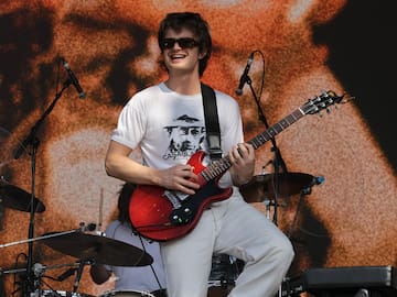 ¿Ya está acá? DJO habría llegado a nuestro país en la previa de su presentación en Lollapalooza Chile 2026