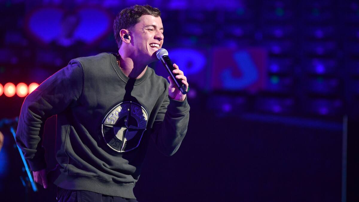 «Ahora toca recuperarse»: Guaynaa sufrió grave accidente automovilístico