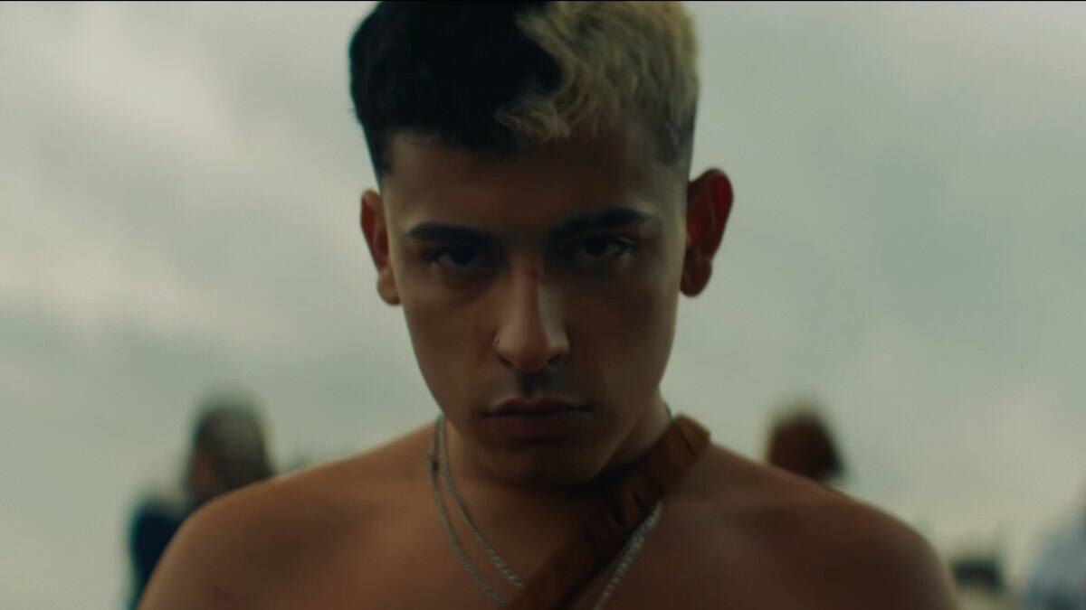 Trueno estrenó su álbum «Bien O Mal» junto al video musical de «Tierra Zanta»