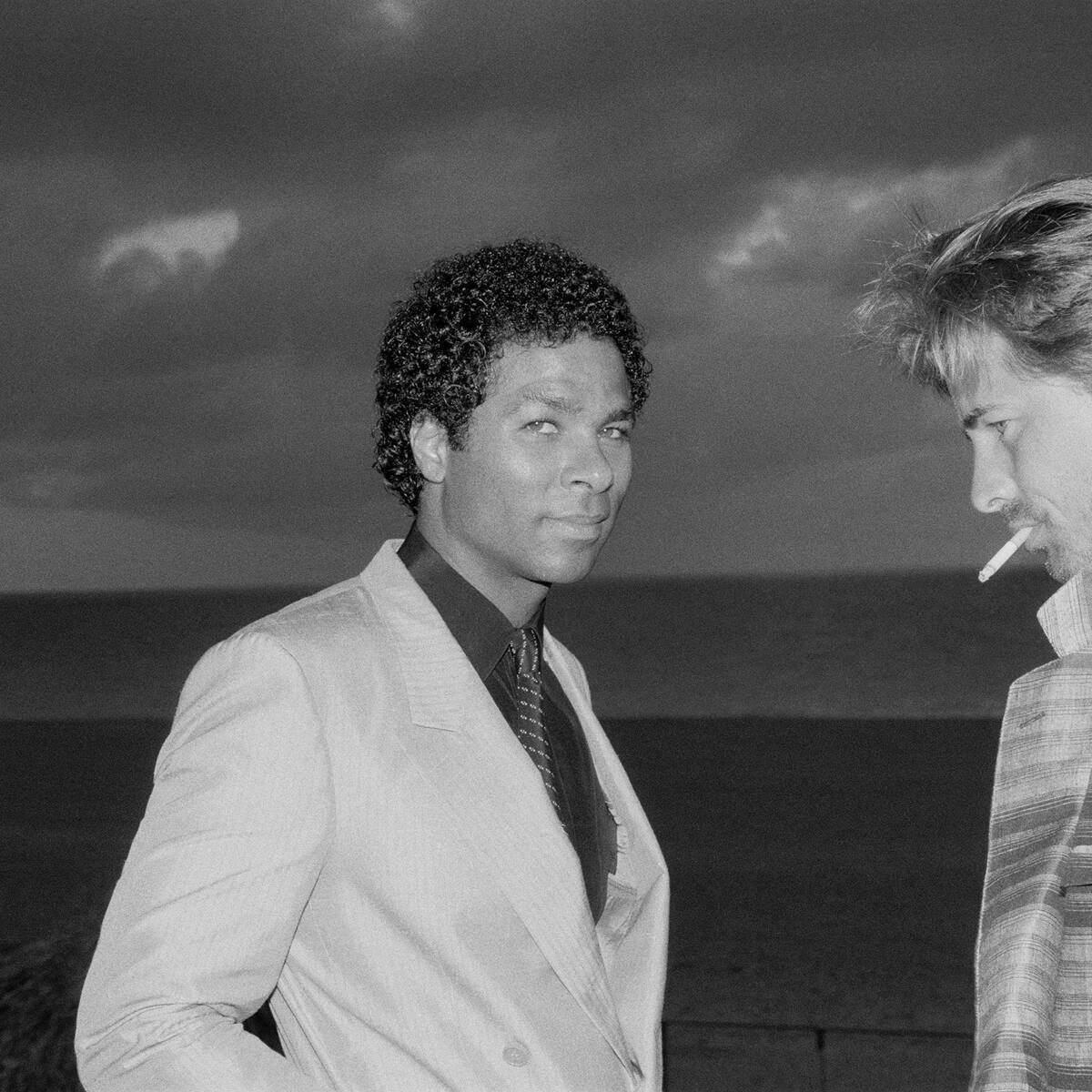 A solo días de su anuncio, Universal retrasa nueve meses el reboot de "Miami Vice"