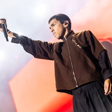 Tras su exitoso paso por el Festival de Viña 2026: Milo J suma un nuevo hito de cara a su regreso a Chile