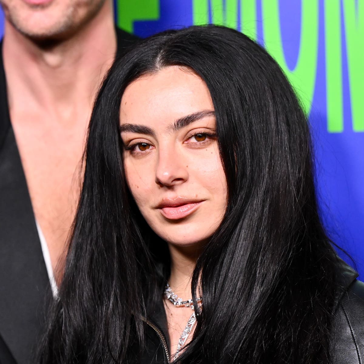 "The Moment", la gran apuesta cinematográfica de Charli XCXC, llega a Chile: ¿Cuándo y dónde verla?