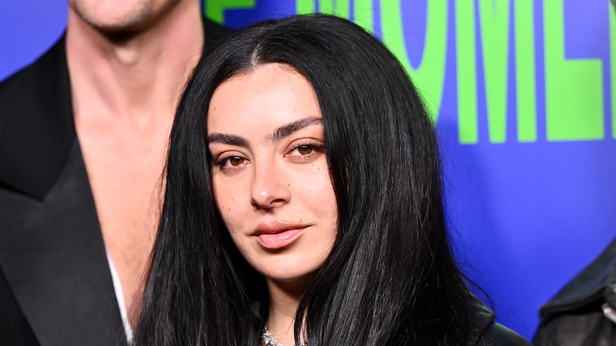 "The Moment", la gran apuesta cinematográfica de Charli XCXC, llega a Chile: ¿Cuándo y dónde verla?