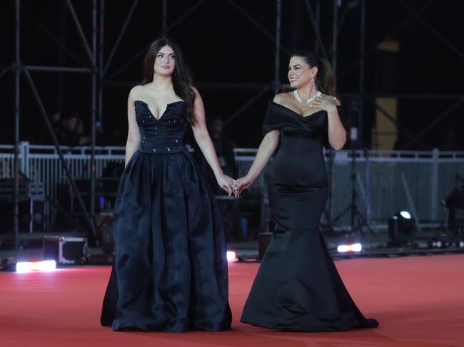 CL - Íngrid Cruz y su hija