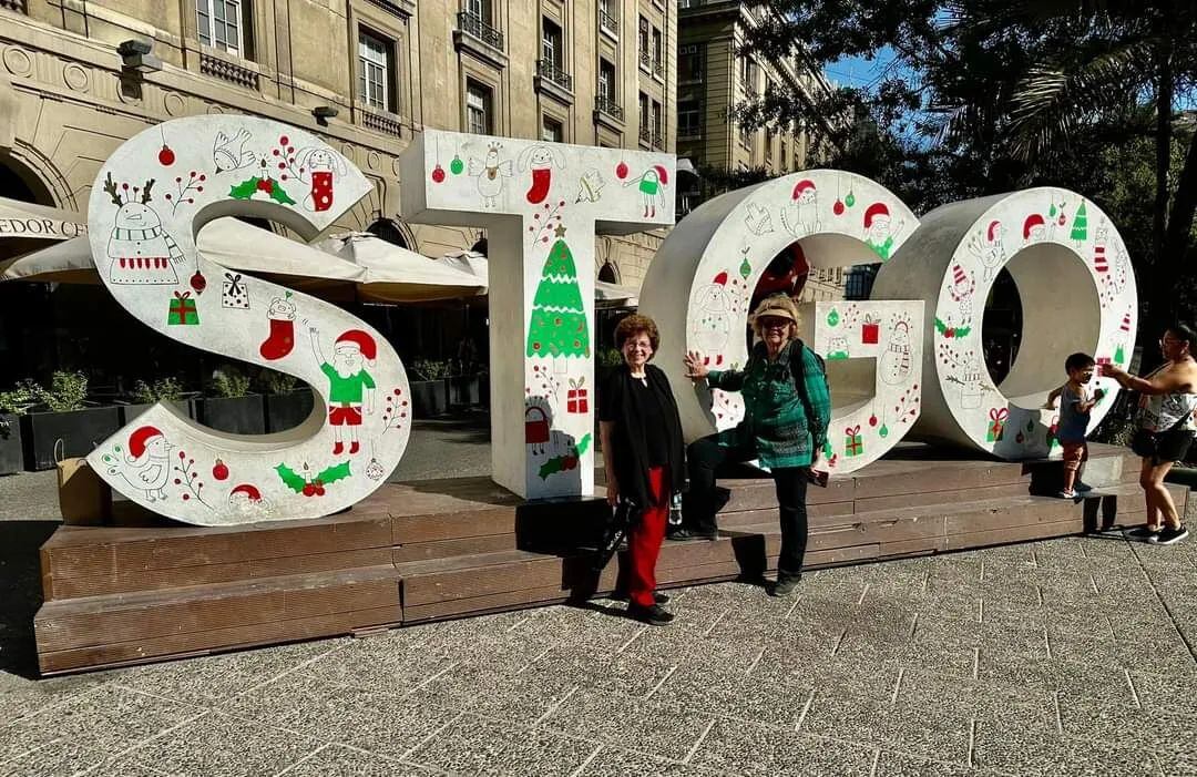 Instagram @aroundtheworldat80