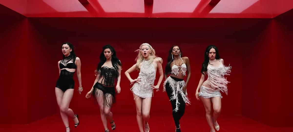 CL - KATSEYE en "Animal"