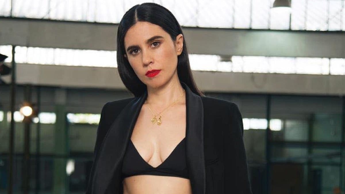 Javiera Mena debutó como actriz en la serie “#Mamones”