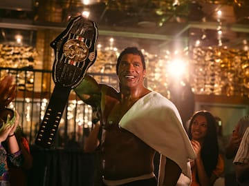 Pese a su fracaso en taquilla, Dwayne Johnson está orgulloso de su papel en "The Smashing Machine"