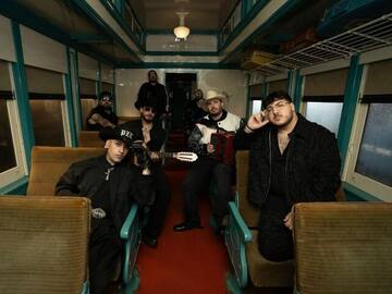 Tiago PZK invita a la pista de baile con "Mi Corazón Remix" junto a Grupo Frontera