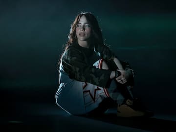 Billie Eilish protagoniza la escena con "HIT ME HARD AND SOFT"