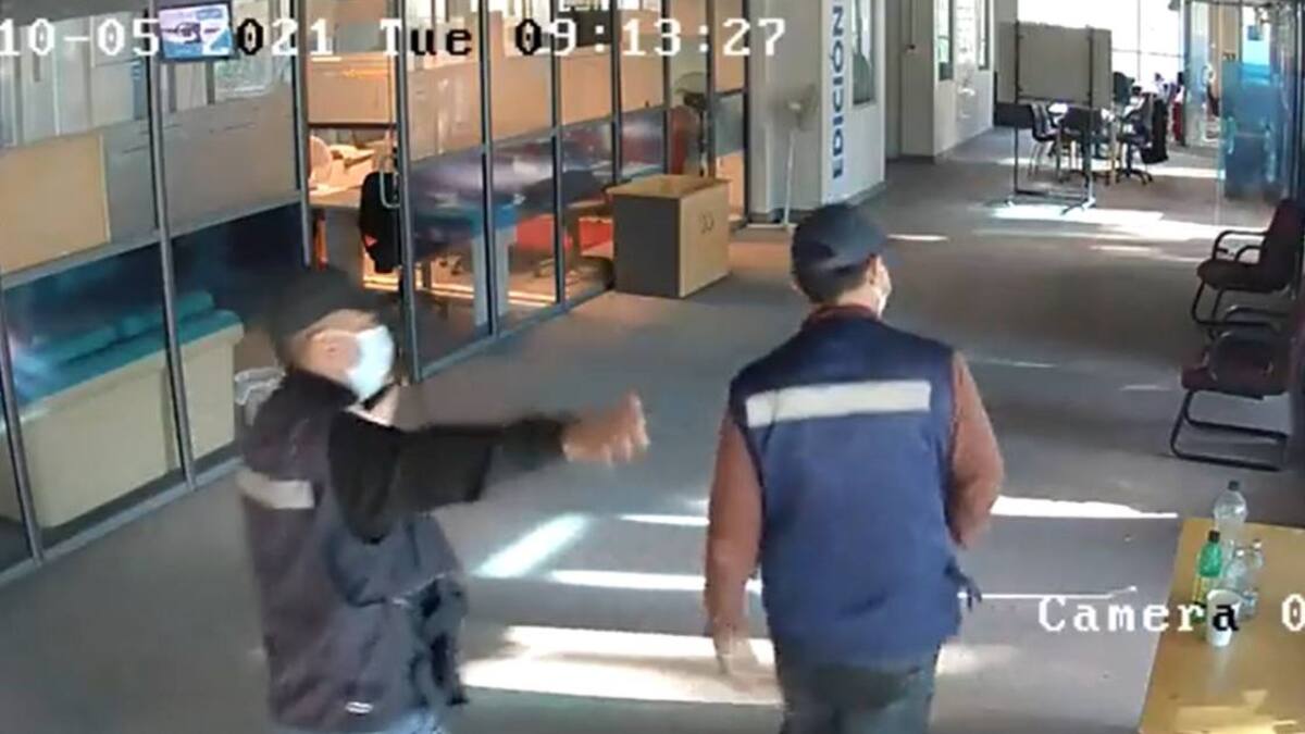 La Red denuncia robo selectivo de computadores con material para reportaje