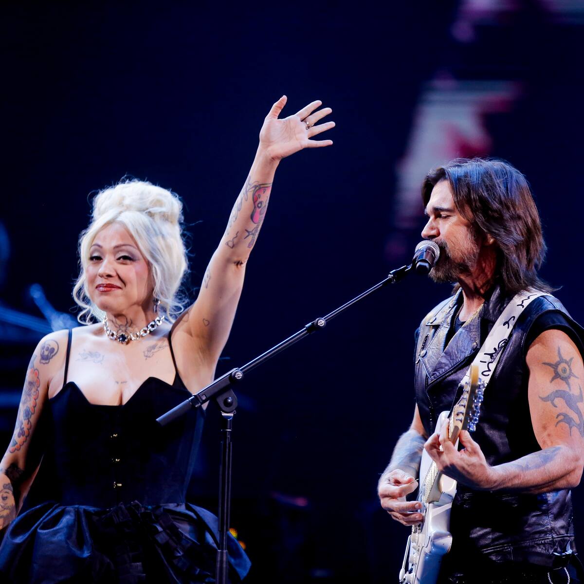 Juanes sorprende con participación de Mon Laferte durante su presentación en el Festival de Viña 2026