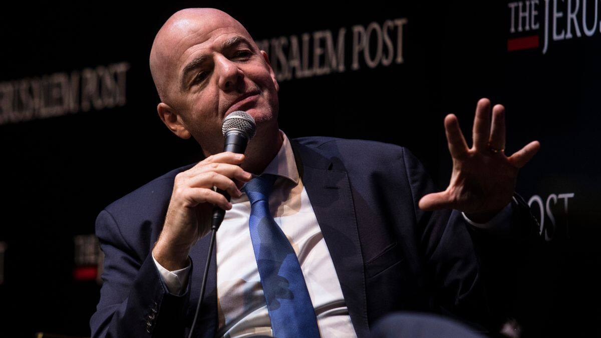 Gianni Infantino habría prometido 4 millones de dólares para el nuevo Juan Pinto Durán