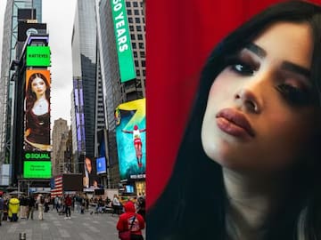 Katteyes posa en la pantalla principal del Times Square: "Mi yo chiquita no lo puede creer"