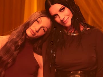 Laura Pausini y Yami Safdie unen sus talentos en una nueva versión de "Eso y Más"