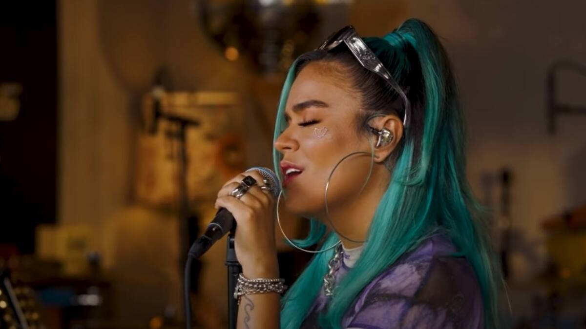¡Imperdible! Karol G encantó a sus seguidores con su concierto formato Tiny Desk