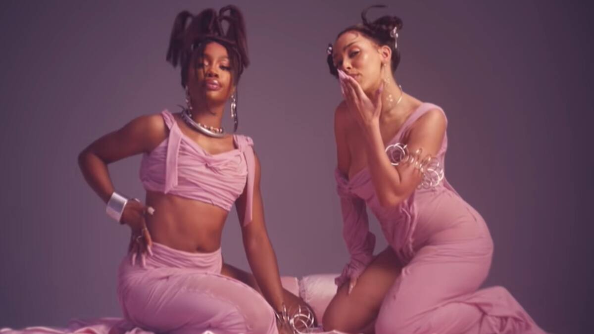 ¡Me encanta! Doja Cat estrena nuevo single «Kiss Me More» junto a SZA