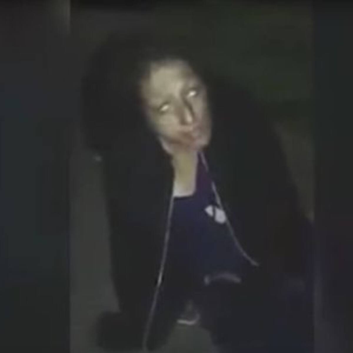 (VIDEO) Mujer se convierte en «Zombie» después de consumir marihuana sintética