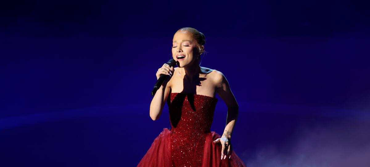 Ariana Grande en los Premios Oscar 2025