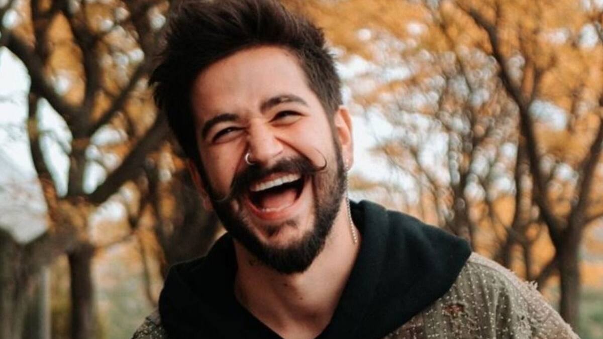 ¡Grande! Camilo presentó «Ropa Cara» en el programa de Jimmy Fallon